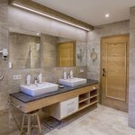 Photo of Family room, shower or bath, toilet