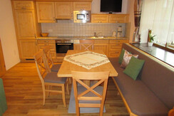 Kristall Ess-Küchenbereich