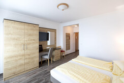 Doppelzimmer mit Balkon