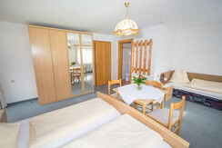 Dreibettzimmer