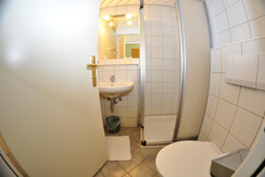 Doppelzimmer - Sanitärbereich - Beispiel