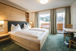 Familienzimmer Typ A Doppelbett mit Stockbett