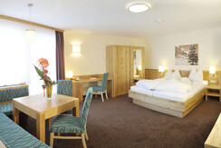 Familienzimmer-Suiten-Gürtl