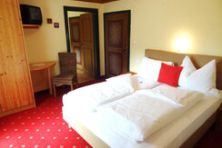 Appartement/1 Schlafraum/Dusche, WC - Schlafzimmer