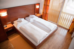 Studio F, Schlafraum