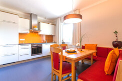 Appartement Family 1 Schlafzimmer mit Balkon