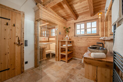 Privater Spabereich im Almchalet Linharterhof @Chr