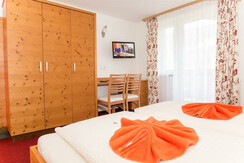 Bett Richtung Balkon