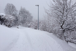 Skiweg zur Alpendorf Gondelbahn