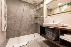 Badezimmer Fuerst Panorama