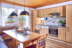 kueche-esstisch-gross