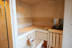 larage-sauna