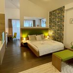 Photo of Suite, separate toilet and shower/bathtub, 1 bed room