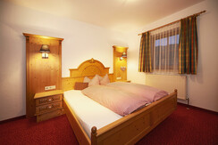 room house amadeo flachau