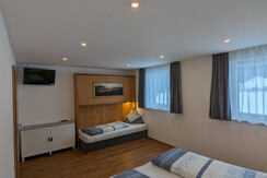 Doppelzimmer 2 mit Zusatzbett
