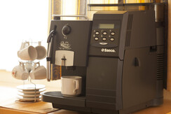 Kaffeevollautomat inklusive