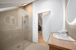 BASE 2.10 | badezimmer 1 mit dusche