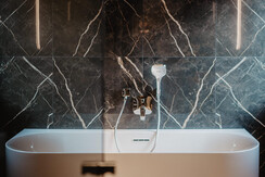 Hotel-Berghof-Zimmer-401-32