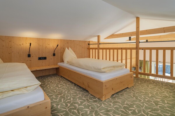 Hotel-Hauserbauer Bergseitn Familienzimmer Kinder