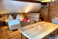 9C984565-14FD-482B-8AA7-C68AF40AE21E