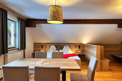 ACEA9A16-ECA5-4E99-AE2B-9C56727E40D6