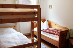 web_zimmer_stockbett_2