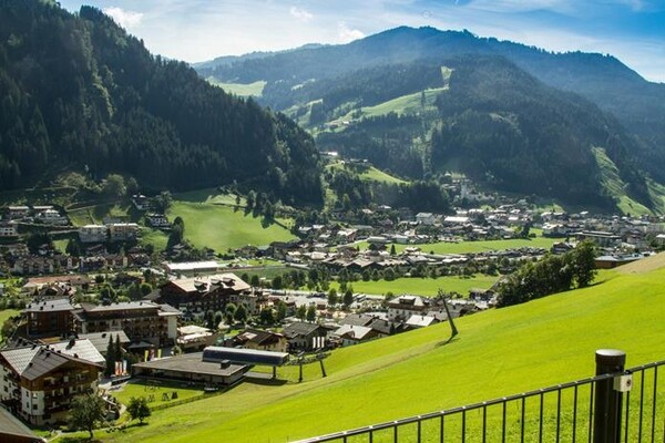 Herrliche Aussicht auf den ganzen Ort