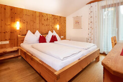 zirben-energie-doppelzimmer-04