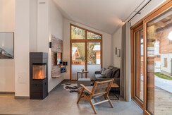 kuschlige Wohnecke mit Kamin