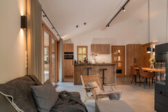 Wohnraum mit direkten Zugang zur Sonnenterrasse