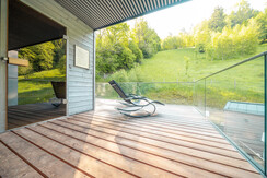 ON TOP private roof top terrace to relax