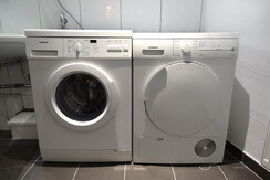 Wasch- und Trockenmaschine