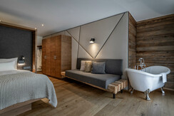 web_goldberg_0623-9451