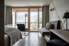 web_goldberg_0623-9427