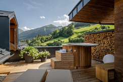 -color_web_goldberg2_0724-090016