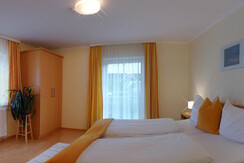 Schlafzimmer D I (3)