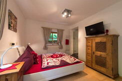 Schlafzimmer mit Dusche Ensuit