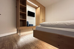 Family & Friends double plus