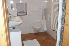 bathroom no. 2