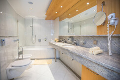 eh_Badezimmer_Suite Alpine Prestige