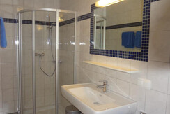 Je Zimmer eine Dusche