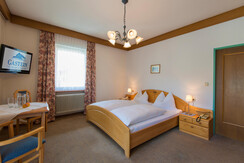 Doppelzimmer (2)_kleine Auflösung