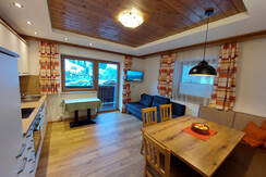 Wohnraum_Vogelbeere_1