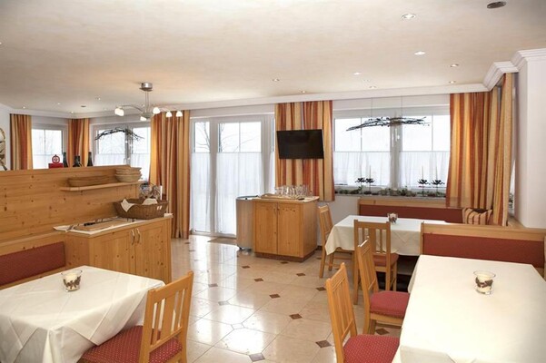 landhaus_gastein_dorfgastein__fruehstuecksraum