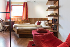 Doppelzimmer im Souterrain