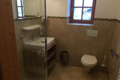 C90FCB06-629D-4336-AE3C-35FC47796488