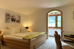 double room for 2-3 pers.