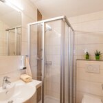 Photo of Apartment, shower, toilet, 3 bed rooms