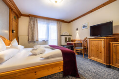 Doppelzimmer-Altholz-Hell