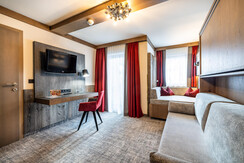 Zimmeransicht-Suite-Kat.6